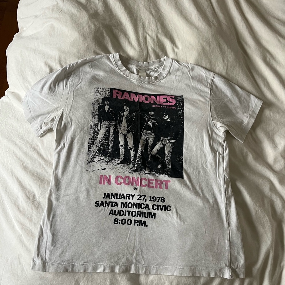 Ramones Women's Concert Tee - White & Pink